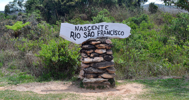 #nascente-do-rio-são-francisco #serradacanastra #resrevadacanastra #cachoeira.png